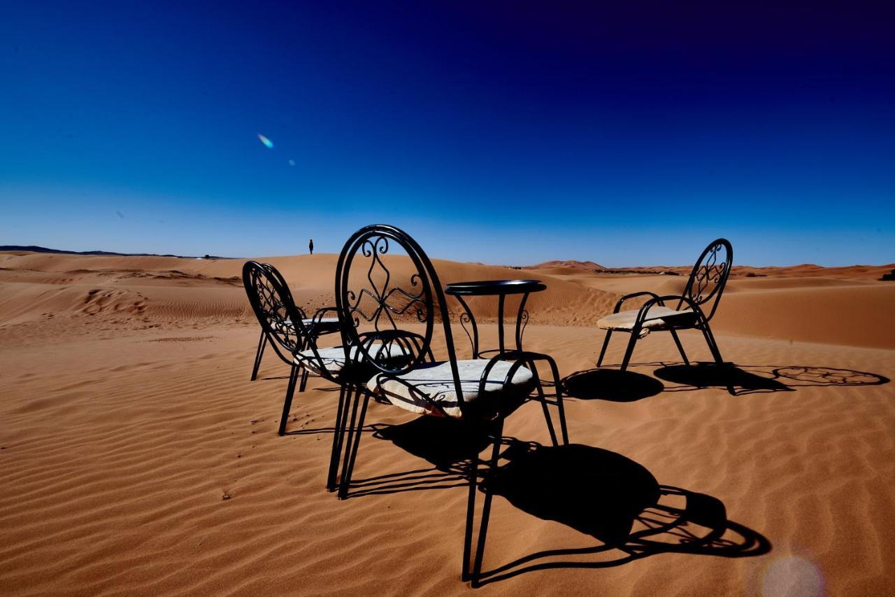 Desert Camp Camel & Sandboarding Merzouga Luaran gambar